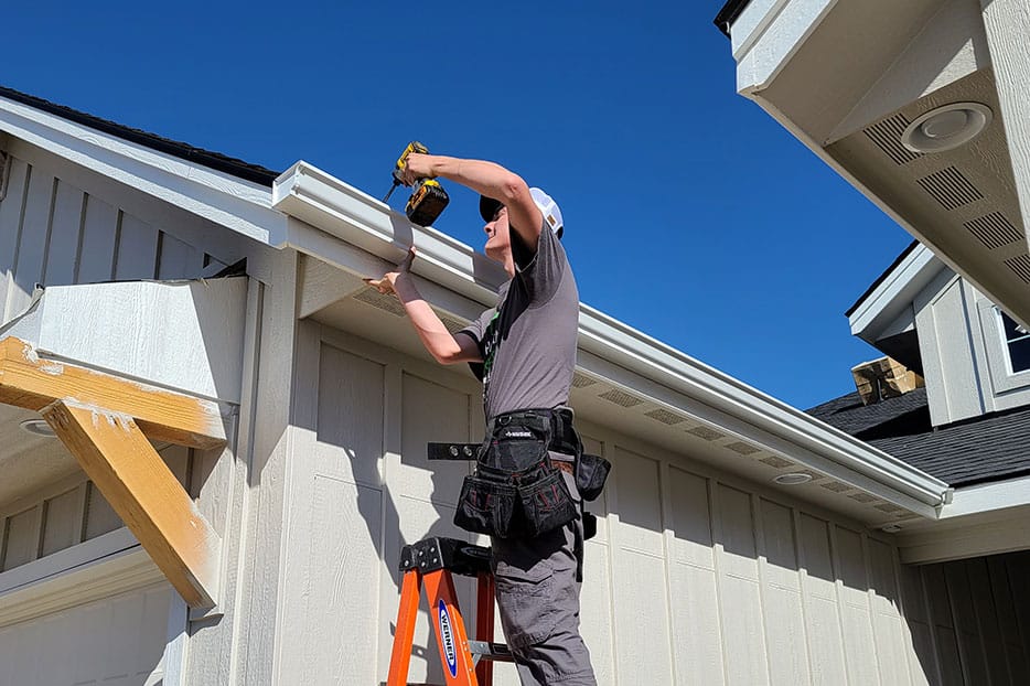 Eavestrough Cleaning Vankleek Hill